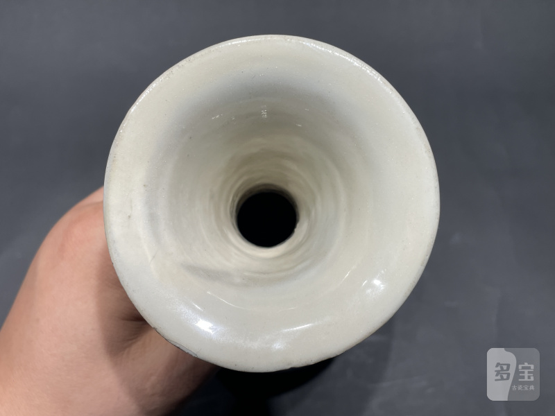 明 刻花山西玉壶春白底刻 - 图10
